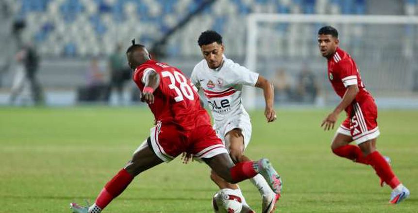 الزمالك طمعان في فارق 7 نقاط عن الأهلي وبيراميدز قبل التوقف الدولي الزمالك طمعان في فارق 7 نقاط عن الأهلي وبيراميدز قبل التوقف الدولي