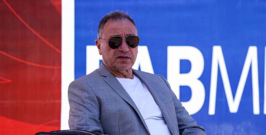 الخطيب يجتمع مع لجنة التخطيط بالأهلي لحسم المدرب الأجنبي الجديد غدا الخطيب يجتمع مع لجنة التخطيط بالأهلي لحسم المدرب الأجنبي الجديد غدا
