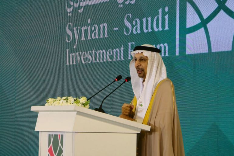 وزير الاستثمار السعودي خالد بن عبد العزيز الفالح: أعبر عن صادق شكري وتقديري لسوريا بالنيابة عن الوفد السعودي الكبير الذي قدم إلى دمشق على ما أحاطته به من مشاعر الود والاحتفاء والكرم وكالة سانا