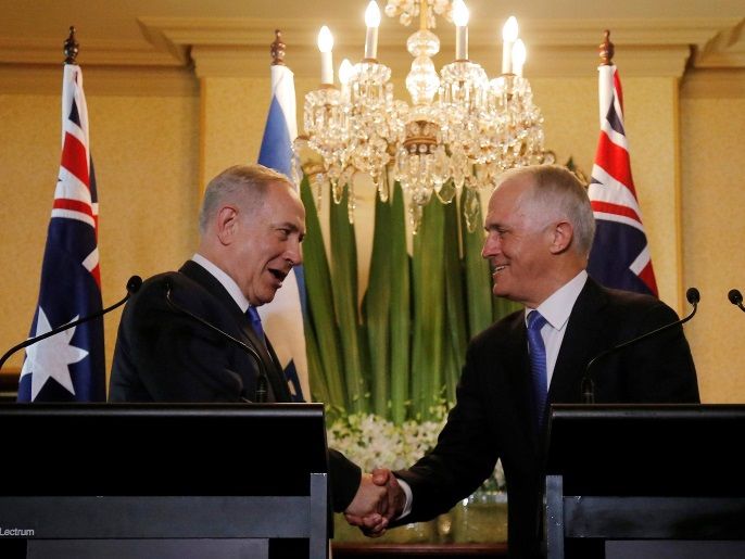 Israeli Prime Minister Benjamin Netanyahu (L) and Australian Prime Minister Malcolm Turnbull shake hands during their joint news conference at Kirribilli House in Sydney, Australia, February 22, 2017. REUTERS/Jason Reed