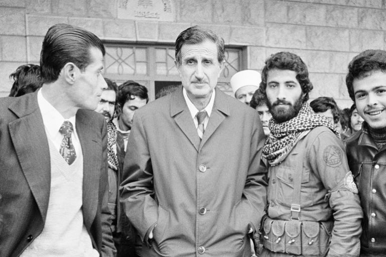 Kamal Jumblatt (C), one of the main leaders of the anti-government forces, belongs to the Druze religious community. (Photo by Philippe Buffon/Sygma via Getty Images)