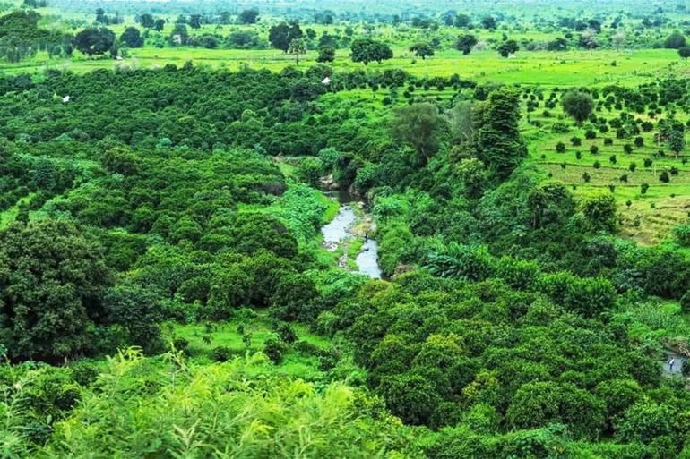 جبل مرة السياحي في إقليم دارفور السوداني
