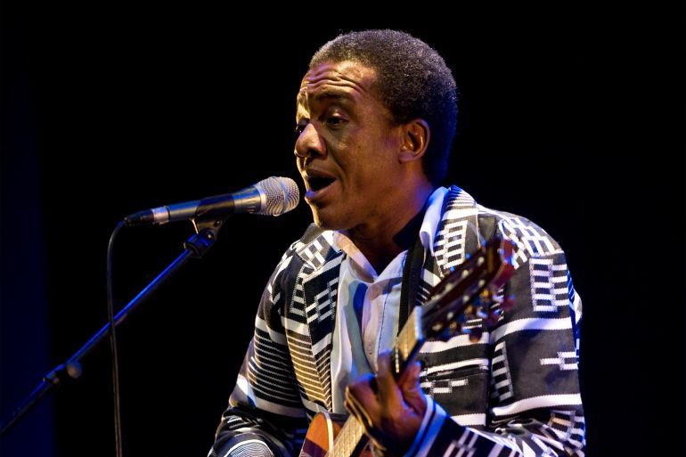 BADALONA, SPAIN - APRIL 17: Victor Deme performs on stage at Teatre Zorrilla on April 17, 2010 in Badalona, Spain. (Photo by Jordi Vidal/Redferns)