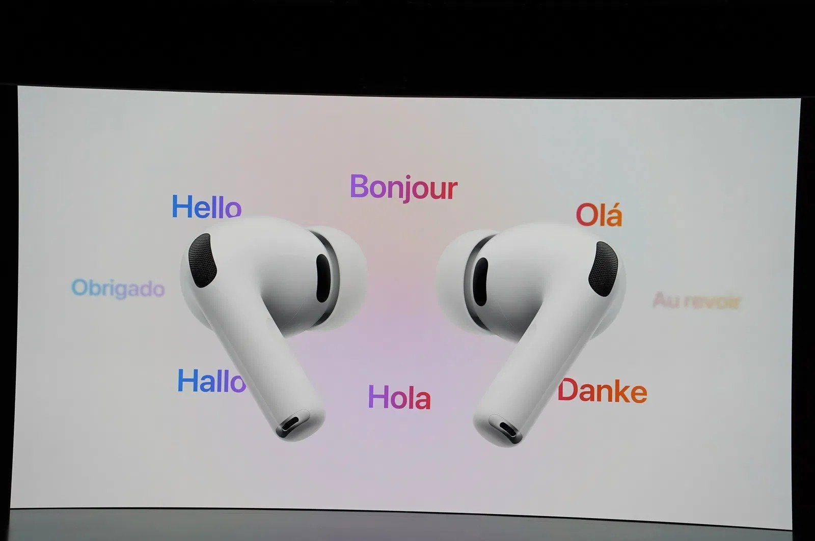 AirPods Pro 3 (2) AirPods Pro 3 (2)