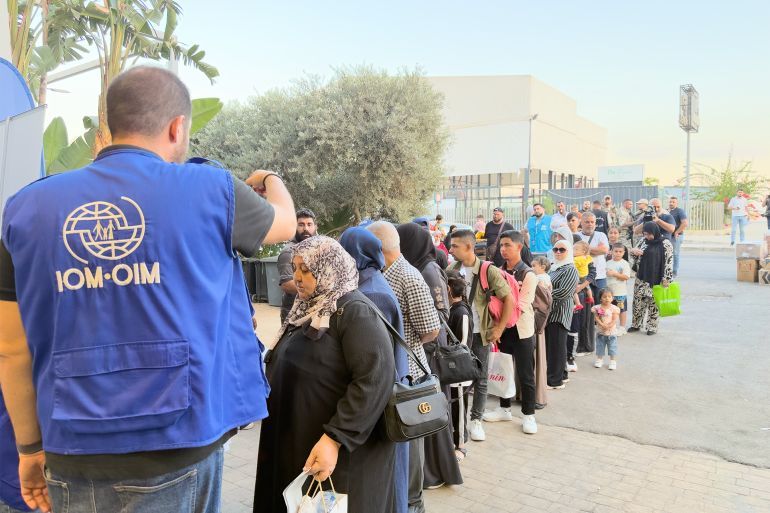 عودة نحو 300 لاجئ سوري طوعا اليوم إلى سوريا اليوم ضمن برنامج المفوضية