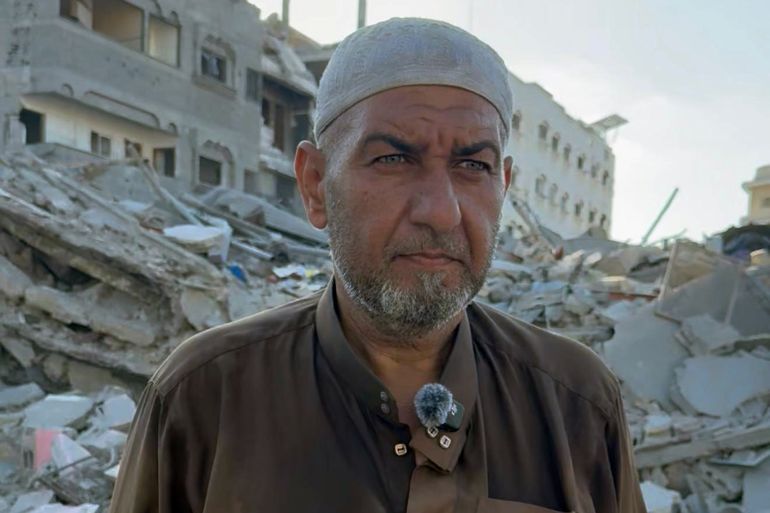 أبوسعد السرحي من حي الزيتون فقد كل ممتلكاته يرفض النزوح لأنه لم يجد مكانًا في جنوب غزة