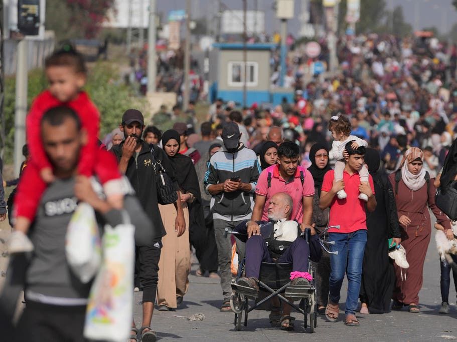 في يومين.. 100 ألف فلسطيني نزحوا من شمال غزة إلى جنوبها