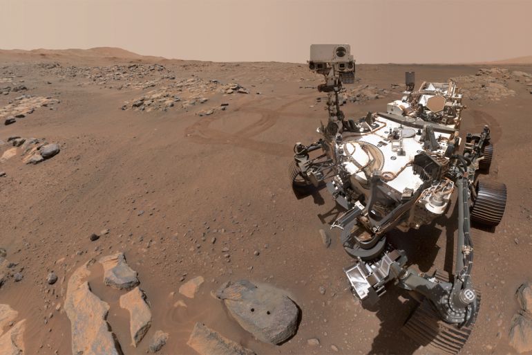 PIA24836-Perseverance_Selfie_at_Rochette-Figure_ nasa