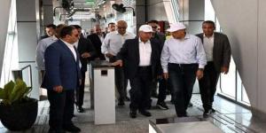 رئيس الوزراء يتفقد المرحلة الأولى من التشغيل التجريبى لمشروع الأتوبيس الترددي - زاجل الإخباري