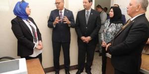 وزير العمل يتفقد مديرية العمل ويحث العاملين على تكثيف الجهود في خدمة المواطنين - زاجل الإخباري