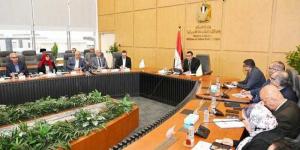 وزير الإسكان يتابع موقف توفيق الأوضاع بالأراضي المنضمة لأحوزة عددٍ من المدن الجديدة - زاجل الإخباري