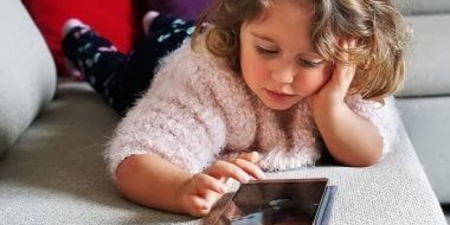 ولاية أمريكية تستعد لإقرار قانون التحقق من العمر لمتاجر التطبيقات - زاجل الإخباري