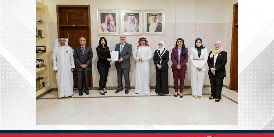 جامعة البحرين و"بوليتكنك البحرين" تحققان حكم "ممتثل لمعايير الإطار العام لمراجعة أداء مؤسسات التعليم العالي" - زاجل الإخباري