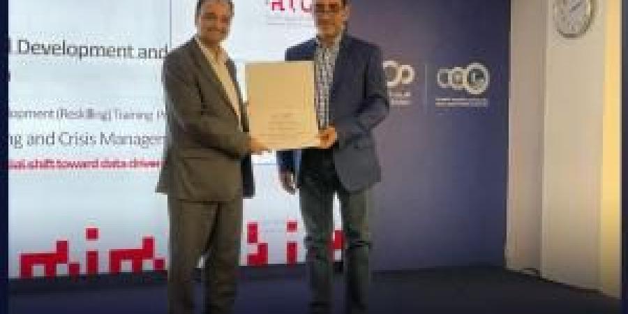 هندسة "عمّان العربية" تعزز خبراتها من خلال المشاركة في دورة نمذجة المخاطر والتنبؤ بها - زاجل الإخباري