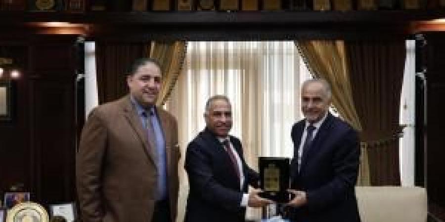 رئيس جامعة عمّان الأهلية يستقبل وزير الدولة للشؤون القانونية ويؤكد أهمية دعم الثقافة القانونية - زاجل الإخباري