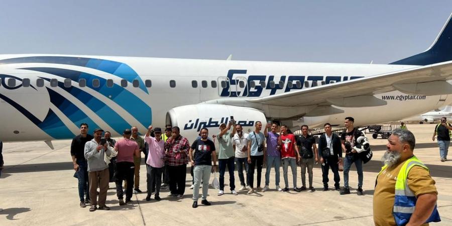 صور | بتوجيهات رئاسية.. مصر تُعيد 71 من رعاياها من طرابلس دون مقابل - زاجل الإخباري