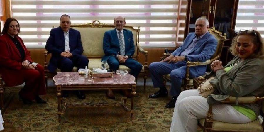 مهرجان إعلام ٦ أكتوبر للإنتاج الإعلامي يُكرم الفنان الكبير محمد صبحي - زاجل الإخباري