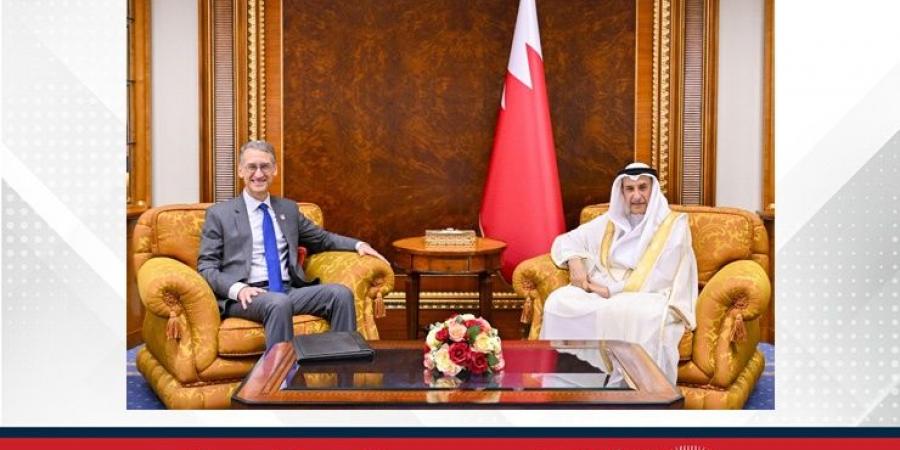 الشيخ خالد بن عبد الله يلتقي السفير الأمريكي.. ويؤكد: تطور مستمر في العلاقات مع الولايات المتحدة يعكس الشراكة الاستراتيجية الوثيقة بين البلدين الصديقين - زاجل الإخباري