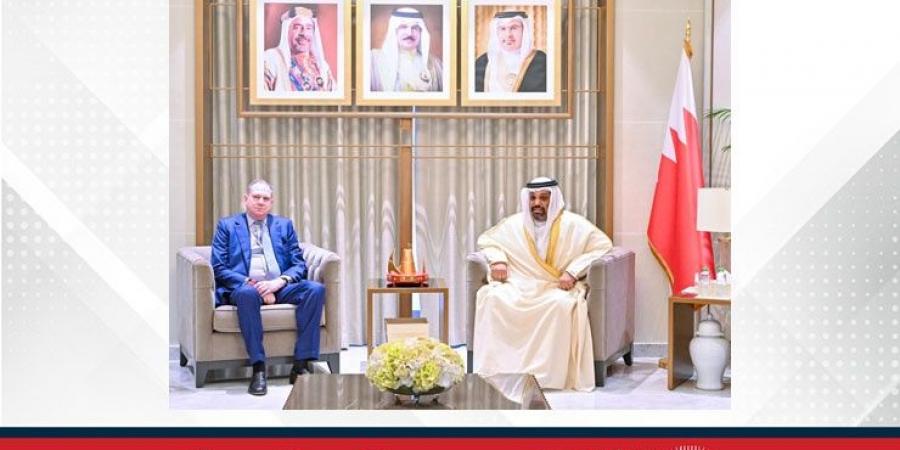 وزير المالية والاقتصاد الوطني يؤكد على ما يجمع مملكة البحرين والجمهورية الإيطالية من علاقات ثنائية وثيقة تمتاز بتطورها ونموها المستمر في مختلف المجالات - زاجل الإخباري