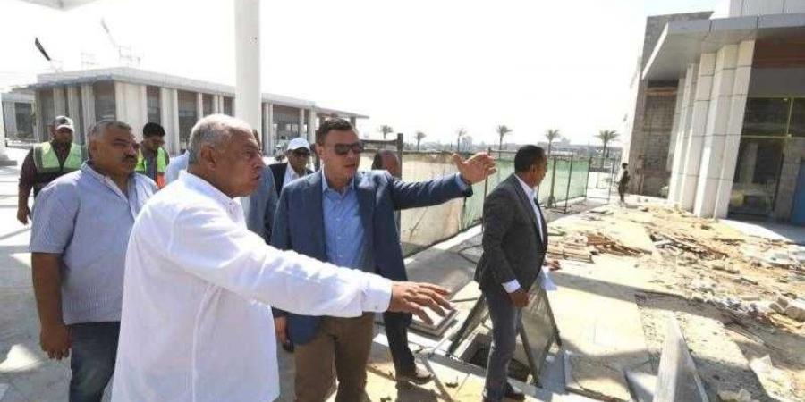 وزير الإسكان يتفقد المنطقة الاستثمارية ومشروع الأرينا بحدائق ”تلال الفسطاط” - زاجل الإخباري