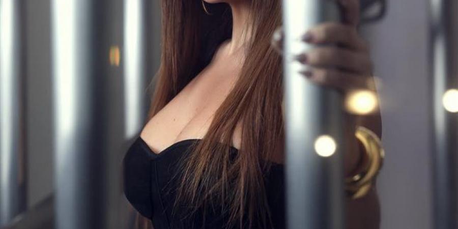 بالأسود الطويل.. كارول سماحة تخطف الأنظار في أحدث ظهور لها - زاجل الإخباري