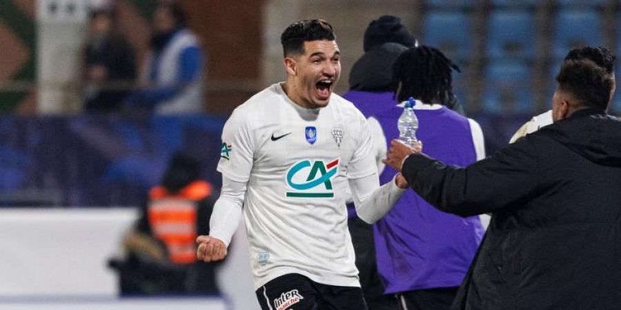 تسقيف رواتب اللاعبين يحد من التعاقدات في الدوري الجزائري - زاجل الإخباري