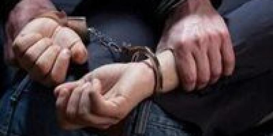 عامل متهم بتصوير السيدات داخل "حمام" في النزهة.. والأمن يضبطه - زاجل الإخباري
