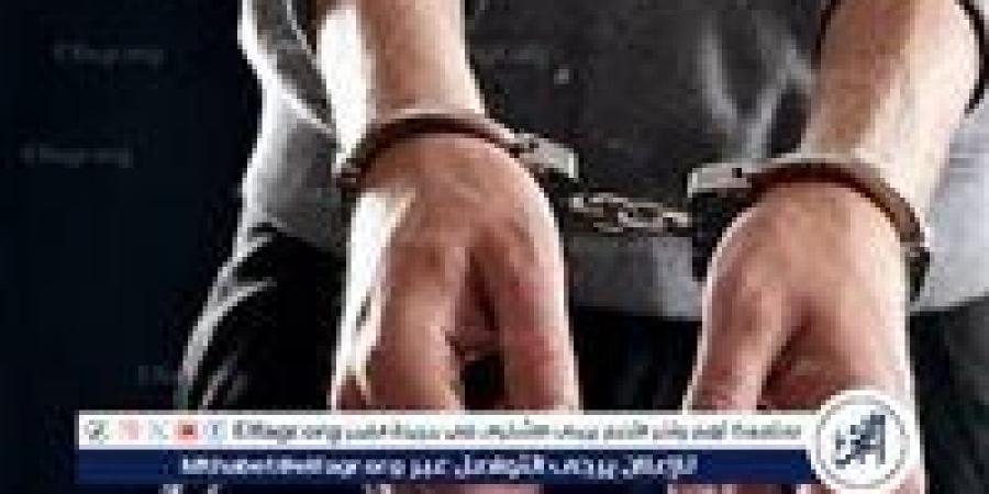 سائق يخون الأمانة.. استولى على سيارة محملة بحقائب سفر وأموال شركة - زاجل الإخباري
