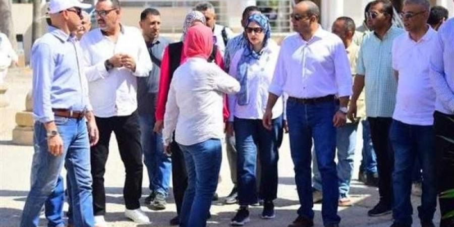 نائب وزير السياحة والآثار والأمين العام للمجلس الأعلى للآثار يتفقدان عددًا من المواقع الأثرية للوقوف على مستجدات أعمال الترميم - زاجل الإخباري