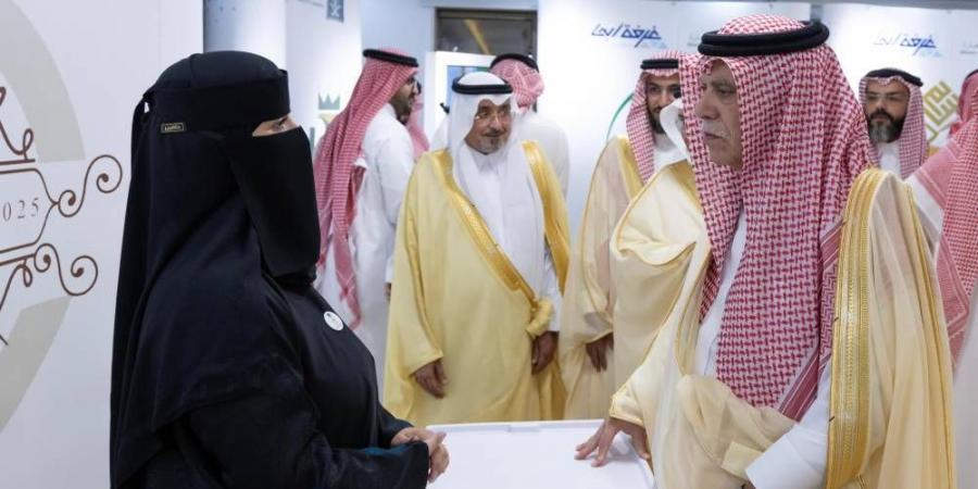 وزير التجارة يجتمع برجال وسيدات ورواد الأعمال بمنطقة عسير - زاجل الإخباري