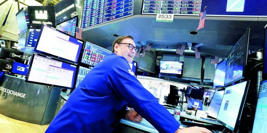 الأسهم العالمية تنتعش بدعم من نتائج «إنفيديا» - زاجل الإخباري
