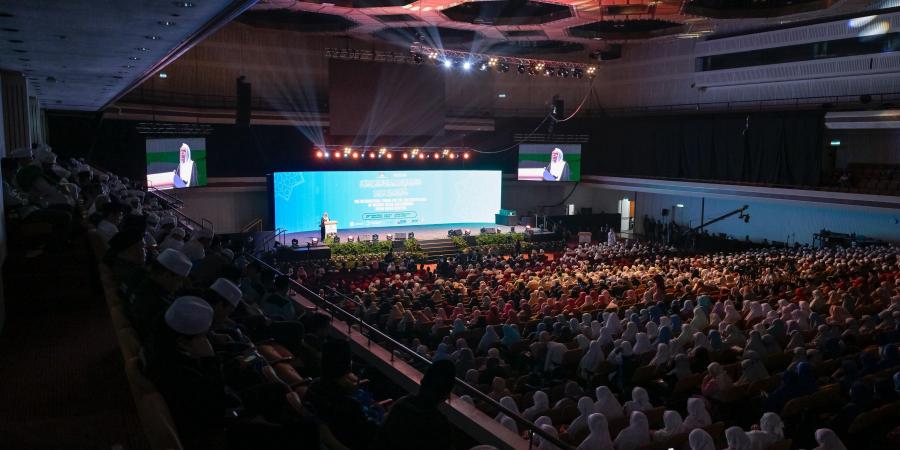 أمين عام رابطة العالم الإسلامي يختتم الملتقى العالمي للتصديق على الإجازات القرآنية - زاجل الإخباري