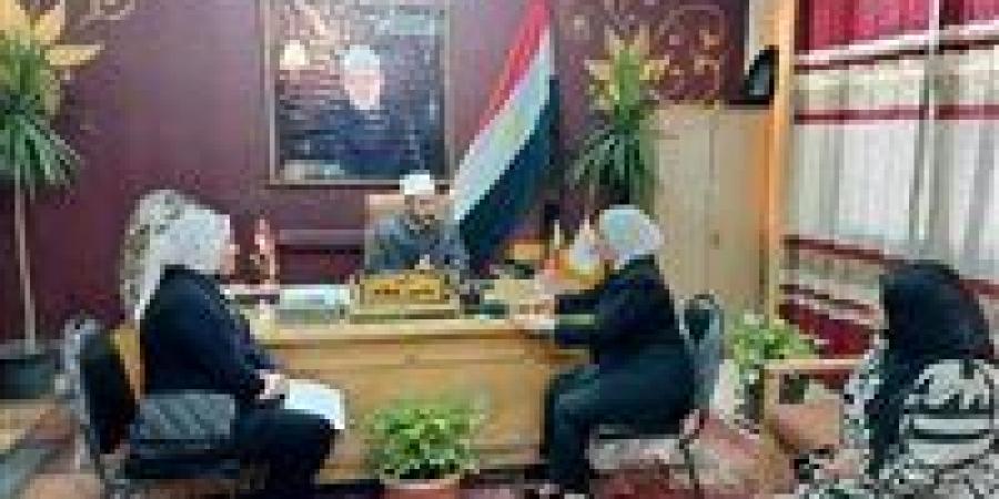 رئيس منطقة القاهرة الأزهرية يلتقي مدير تعليم القاهرة لبحث تخفيف الكثافات الطلابية - زاجل الإخباري
