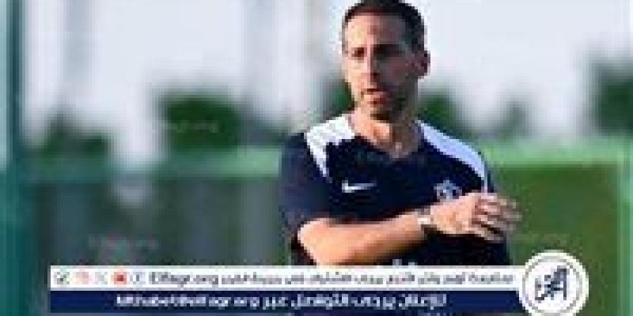 فيريرا يجتمع بلاعبي الزمالك قبل مران اليوم استعدادا للمصري - زاجل الإخباري