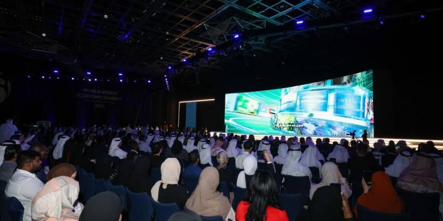 قمة «الاقتصاد الأخضر»: تسريع اعتماد الطاقة المتجددة - زاجل الإخباري