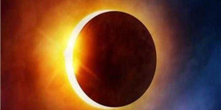 بدء ظاهرة الخسوف والقمر يبدأ الدخول لمنطقة شبه ظل الأرض - زاجل الإخباري