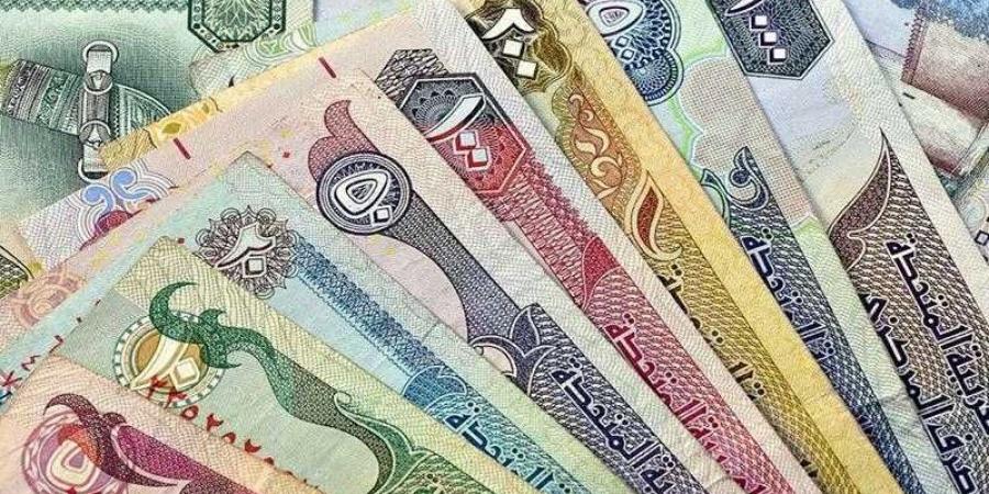أسعار الدينار الكويتى في مصر اليوم الإثنين - زاجل الإخباري