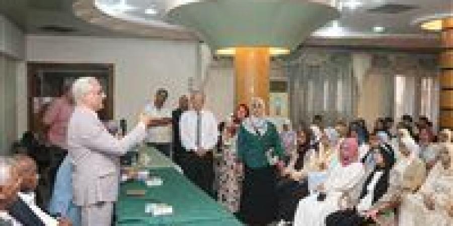 نقابة المعلمين تطلق سلسلة ندوات تعريفية بالبكالوريا بين أوساط المعلمين.. والبداية من فرعيات القاهرة - زاجل الإخباري
