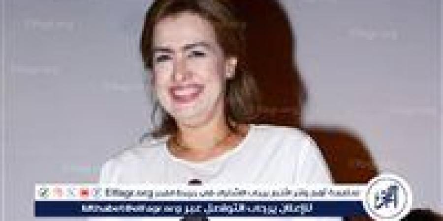 سيمون.. نجمة البهجة تتوج مسيرتها بتكريم استثنائي في مهرجان بردية للسينما - زاجل الإخباري