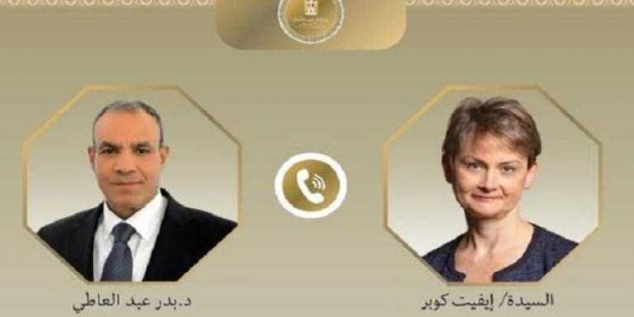 وزير الخارجية يبحث مع نظيرته البريطانية تطورات الأوضاع فى قطاع غزة - زاجل الإخباري