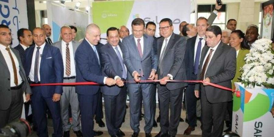 وزير الزراعة يفتتح الدورة الـ37 من معرض ومؤتمر ”صحارى 2025” بمشاركة محلية ودولية واسعة - زاجل الإخباري