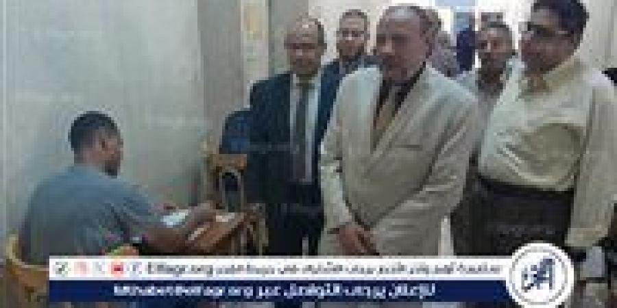 نائب رئيس جامعة الأزهر يتابع امتحانات الفرقة الرابعة بكلية الطب بأسيوط - زاجل الإخباري