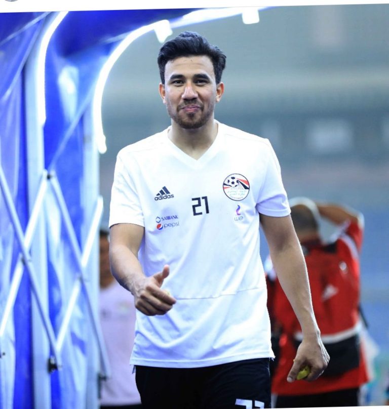 حسام حسن. ..هل ينظر إلي تريزيجيه علي أنه جناح الامل لاستعادة البطولة الغائبة