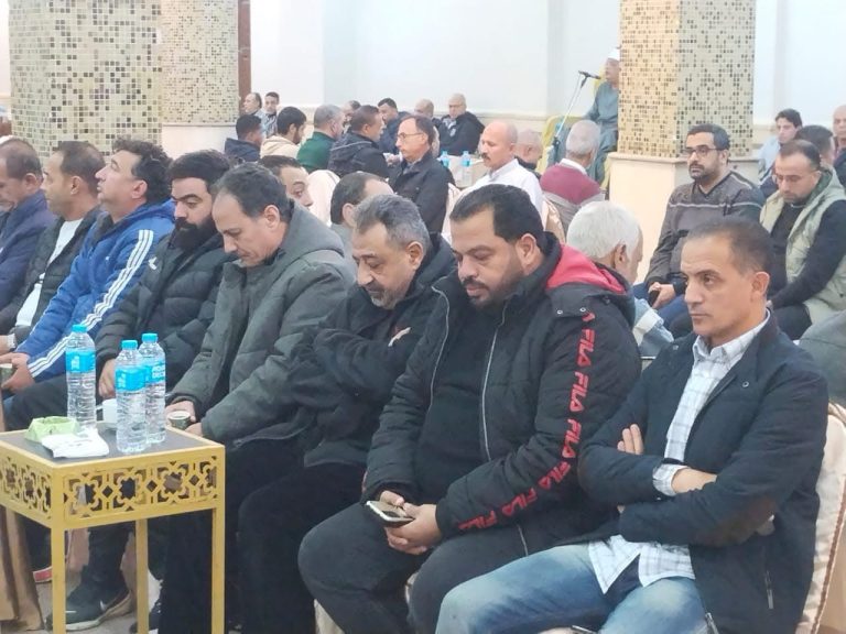 مجدي عبد الغني وأحمد صالح يقدمان واجب العزاء في والدة وائل القباني لاعب الزمالك السابق