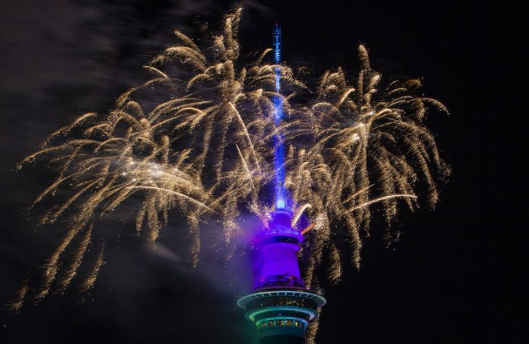 نيوزيلندا أولى الدول التي بدء بها العام الجديد 2026