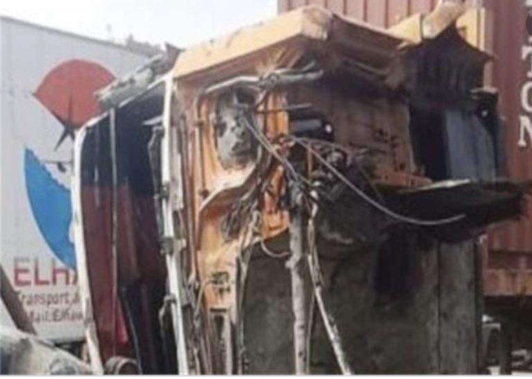 عودة الحركة المرورية لطبيعتها على «الأوتوستراد» بعد رفع آثار حـ ـادث مروري