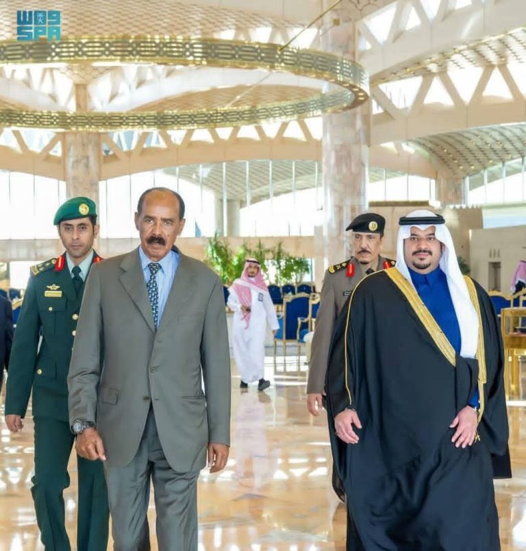 رئيس دولة إريتريا يصل المملكة العربية السعودية
