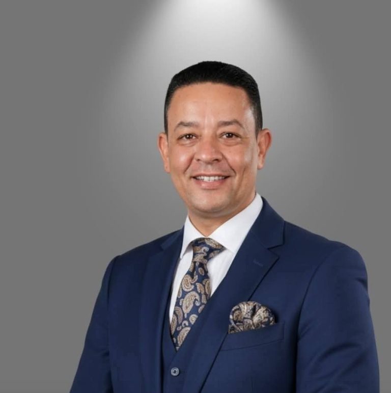 تهنئة اولاد المرحوم الحاج عاطف عبدالواحد لأعضاء مجلس النواب عن دائرة طوخ وقها