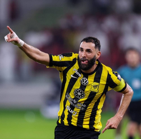 في مباراة اتحاد جدة أمام القادسية بالدوري السعودي بنزيما في الهجوم طبقا للتشكيل المتوقع