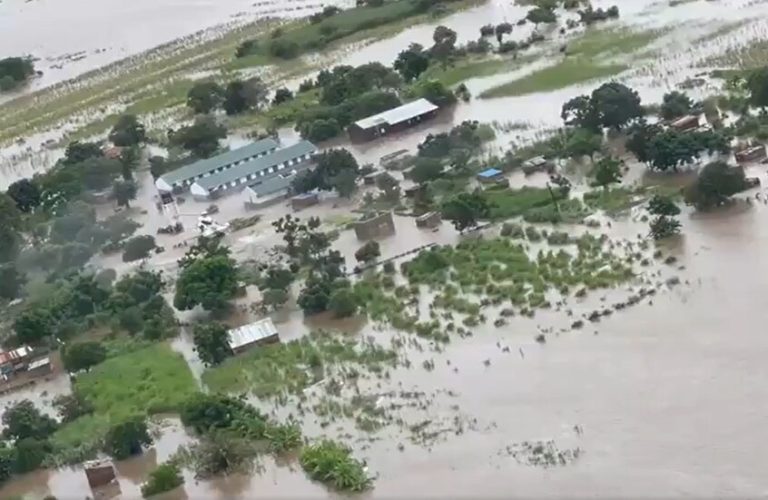 الأمطار والفيضانات تتسبب في مصرع أكثر من 100شخص في موزمبيق